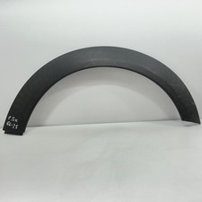 Modanatura arco ruota usato  Italia