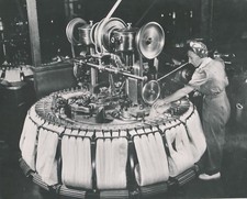 Canada 1950 workers d'occasion  Expédié en Belgium