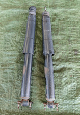 Ammortizzatore post. jeep usato  Italia
