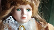 Jolie poupée porcelaine d'occasion  France