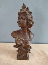 Buste jeune femme d'occasion  Lille-