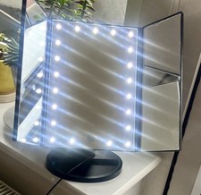 Espelho de vaidade de maquiagem WEILY com iluminação LED e tela sensível ao toque, triplo 1x 2x 3x comprar usado  Enviando para Brazil