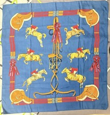 Foulard hermès carré d'occasion  Andernos-les-Bains