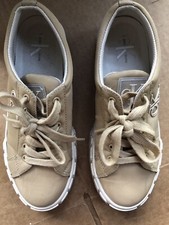 Tênis feminino estilo vintage Calvin Klein cor cáqui robusto 7,5 comprar usado  Enviando para Brazil