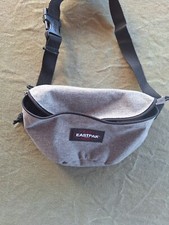 Maruspio eastpak grigio usato  Casapesenna
