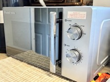 Microwave oven for sale  TREDEGAR