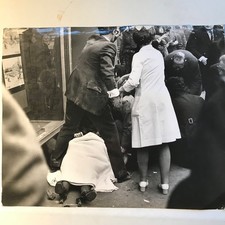 Usado, Fotos vintage da imprensa "The Daily Death Of Northern Ireland" IRA Ulster comprar usado  Enviando para Brazil