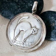 Pendentif xixe argent d'occasion  Le Luc