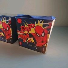 Lixeira de armazenamento tema Marvel Spider-Man mede 13 x 13 x 13 comprar usado Lixeira de armazenamento tema Marvel Spider-Man mede 13 x 13 x 13 comprar usado  Enviando para Brazil
