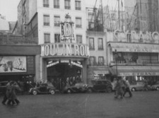 Moulin rouge paris for sale  Mission