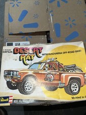 Antigo Revell Datsun Desert Rat Truck com Husqvarna bicicleta off road kit modelo 1/25 comprar usado  Enviando para Brazil