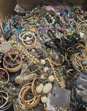 Kilos costume jewellery for sale  RUGBY