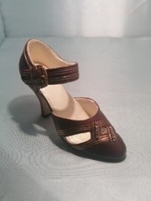 Chaussure miniature figurine d'occasion  Cambremer