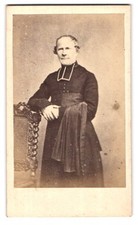 Fotografie geistlicher trägt gebraucht kaufen  Berlin