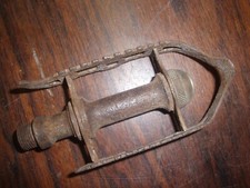 Old bicycle pedal d'occasion  Expédié en Belgium