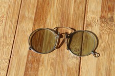 Ancienne paire lunette d'occasion  Laval