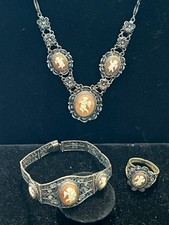 Set cammeo angelo usato Set cammeo angelo usato  Spedire a Italy