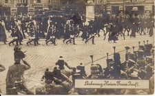 RPPC REALEZA Cortege Funerário do Imperador Franz Josef I, Habsburgo Áustria 1916 comprar usado RPPC REALEZA Cortege Funerário do Imperador Franz Josef I, Habsburgo Áustria 1916 comprar usado  Enviando para Brazil