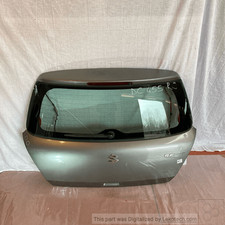 6910063j23000 portello post. usato 6910063j23000 portello post. usato  Italia