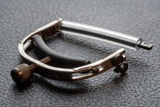 Capo de guitarra Paige 6 cordas - preto fumaça, novo! comprar usado Capo de guitarra Paige 6 cordas - preto fumaça, novo! comprar usado  Enviando para Brazil