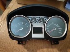 Quadro stumenti ford usato Quadro stumenti ford usato  Lamporecchio