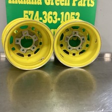Pair john deere for sale  Bourbon