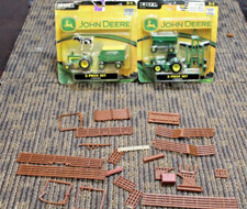 Conjunto de 3 peças John Deere: trator vaca feno vaca arado milho transportador calha brinquedo lote comprar usado  Enviando para Brazil