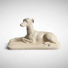 Greyhound figurine beige d'occasion  Expédié en Belgium