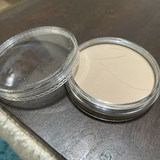 Nova base mineral Jane Iredale PurePressed FPS 20 - RADIANTE comprar usado Nova base mineral Jane Iredale PurePressed FPS 20 - RADIANTE comprar usado  Enviando para Brazil