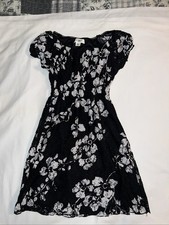 Girls dress size for sale  Lee