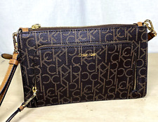 Bolsa de pulso Calvin Klein marrom pequena tiracolo conversível CK, usado comprar usado  Enviando para Brazil