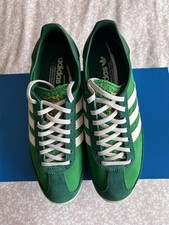 Adidas women 6.5 for sale  LUTON