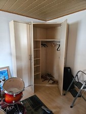 Kleiderschrank gebraucht kaufen  Hambrücken