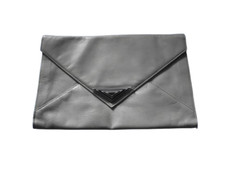 Pochette sobre moderne d'occasion  Château-du-Loir