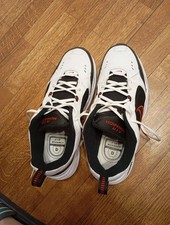 Scarpe nike monarch usato  Casteggio