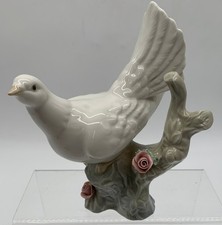 Dove figurine hand for sale  CROWTHORNE