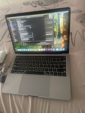 Macbook pro a1989. usato  Roma