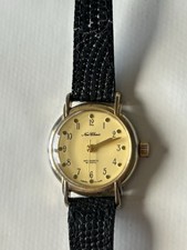 Montre new classic d'occasion  Montereau-Fault-Yonne