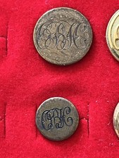 Hunt buttons. old for sale  RYDE
