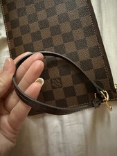 Pochette pochette louis usato  Spedire a Italy