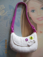 Barbie doll accessory d'occasion  Expédié en Belgium