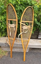 Ancienne raquettes neige d'occasion  Servian