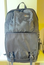 zaino lowepro usato zaino lowepro usato Castiglione Olona