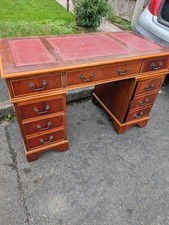 Twin pedestal knee for sale  BLACKBURN