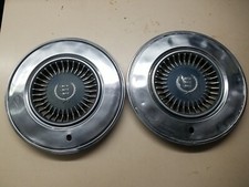 *DOIS* Vintage 1975-1978 Ford LTD Crown Vic. Calotas Landau 15" tampas de roda usadas comprar usado  Enviando para Brazil