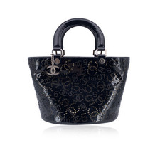 Autentica chanel vernice usato  Roma