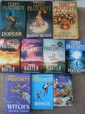Terry pratchett selection usato  Spedire a Italy
