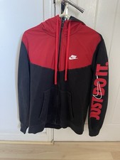 Nike men medium for sale Nike men medium for sale  READING