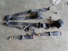 M5686 cinture sicurezza usato M5686 cinture sicurezza usato  Corato