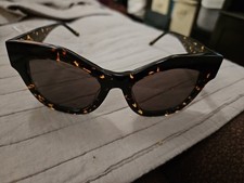 Occhiali sole unisex usato  Spedire a Italy